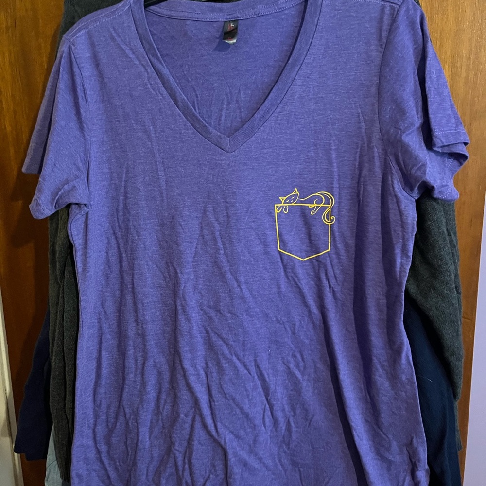 V neck tee shirt